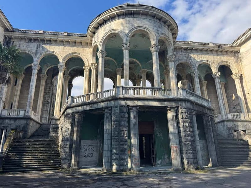 Kutaisi: Sataplia, Tskaltubo Town and Tetra Cave - Discover Sataplia Nature Reserve’s Dinosaur Footprints and Caves