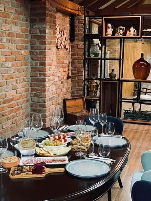 Kutaisi uncorked: Wine Tasting at a local Family Home - Key Points