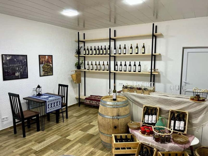 Kutaisi: Wine Tasting in Family Winery shop - Key Points