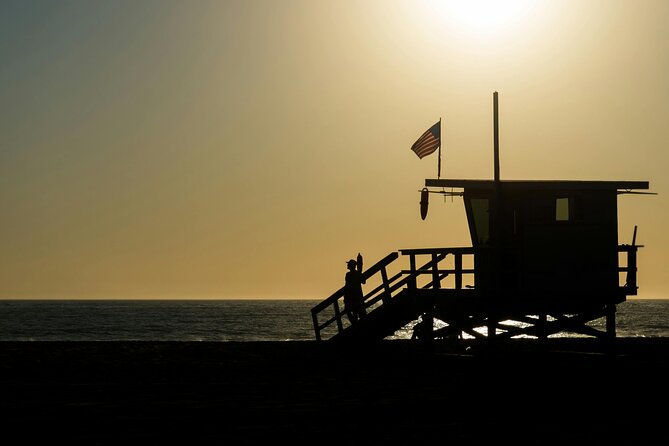 L.End to end: Your unforgettable day in California - Hollywood Landmarks: TCL Chinese Theatre and Hollywood Boulevard