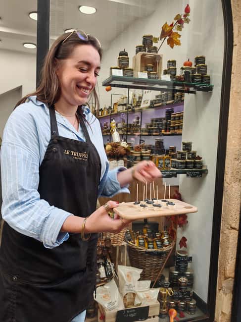 La Balade Gourmande - Explore Aix-en-Provence by night with Thomas - Walking Through Aix-en-Provence’s Historic Streets