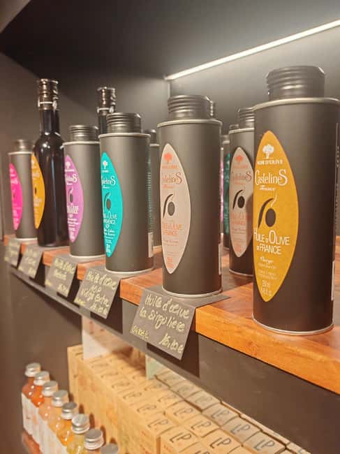 La Balade Gourmande - Explore Aix-en-Provence by night with Thomas - The Guide: Thomas Garcin’s Engaging Style