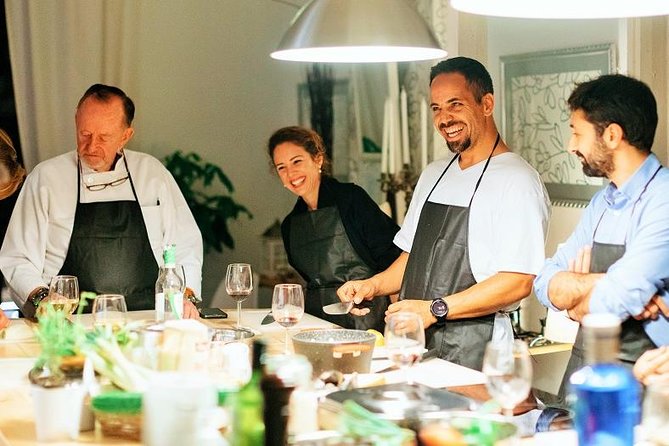 La Boqueria Market and Paella Cooking Class in Barcelona - Logistics, Meeting Point, and Group Size