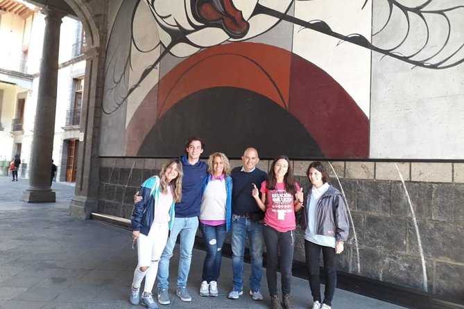 La Catrina & Muralism: Diego Riveras Legacy & Frida Kahlo - Mexican Muralism in Mexico City: An Artistic Journey