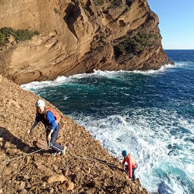 La Ciotat: 3-Hour Trou Souffleur Rock Climbing Adventure - Climbing and Rappelling at Trou du Souffleur