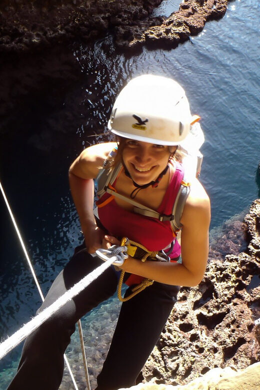 La Ciotat: Trou Souffleur Dry Canyoning Guided Tour - Discover La Ciotat’s Unique Dry Canyoning Experience for $135