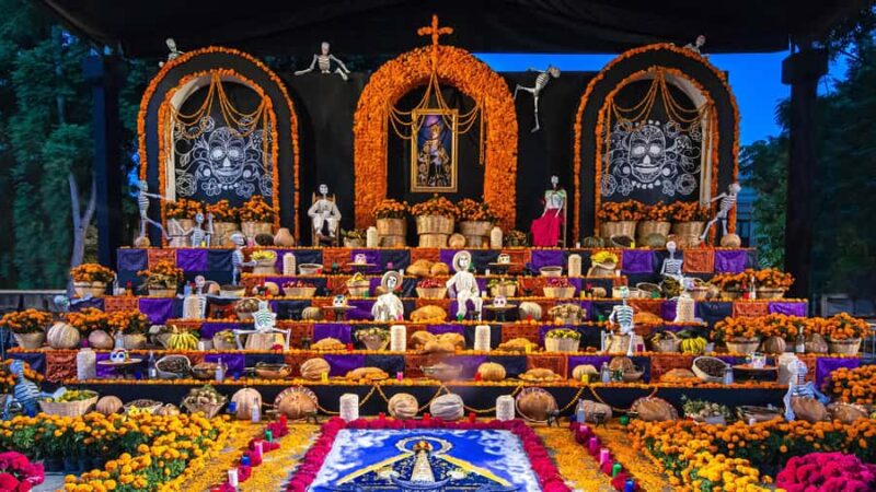 La Crucecita: Guided Day Of The Dead Festival Tour Mon Nov 2 - Key Points