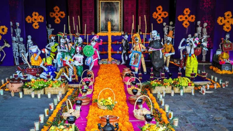 La Crucecita: Guided Day Of The Dead Festival Tour Mon Nov 2 - Visiting Local Markets and Scenic Photo Spots