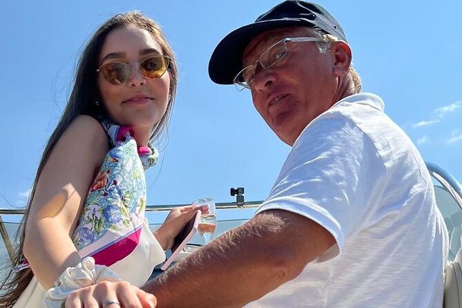 La Dolce Vita tour (2 H) Boat Eolo - Discover the La Dolce Vita 2-Hour Private Boat Tour on Lake Como