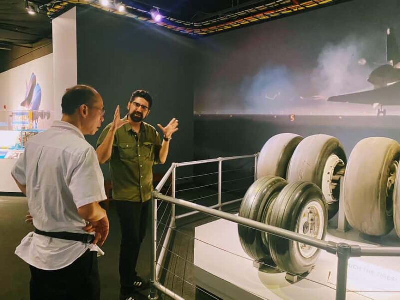 LA: Expo Park Space & Dinosaurs Tour with Cal Science Center - Practical Details and Accessibility