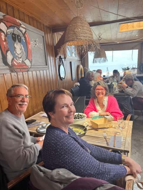 La Flotte : French lesson in a café and guided tour. - Key Points