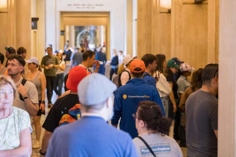 LA: Griffith Observatory Insider Tour - Panoramic Views of Hollywood Sign and LA Beaches
