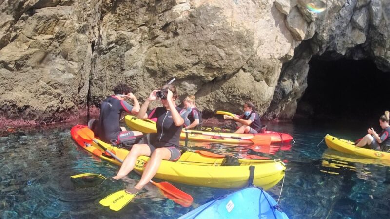 La Herradura: Cerro Gordo Natural Park Kayak & Snorkel Tour - Exploring Cerro Gordo Natural Park from the Sea