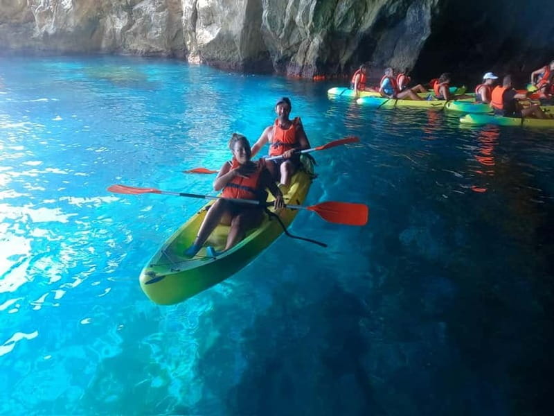 La Herradura: Kayak & Snorkel Tour Maro-Cerro Gordo Reserve - Snorkeling in Crystal-Clear Waters