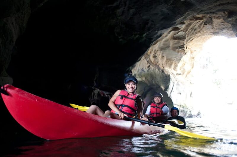 La Jolla: Sunset Kayak Tour of the 7 Caves - Physical Requirements and Accessibility