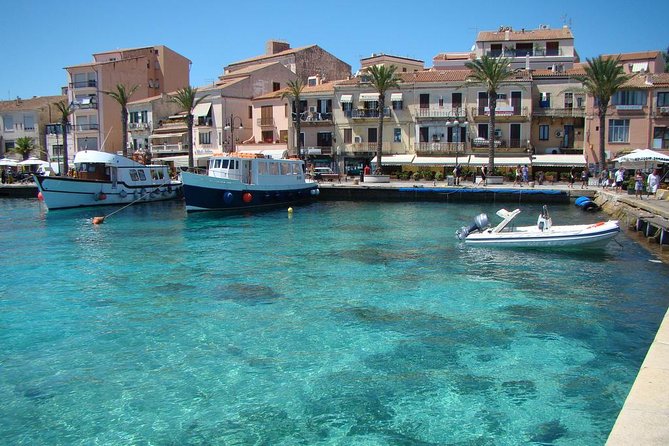 La Maddalena Archipelago Boat Tour from Palau - Onboard Experience and Amenities