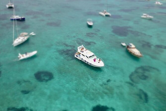 La Maddalena Archipelago Tour with Motorboat DC12 - Key Points