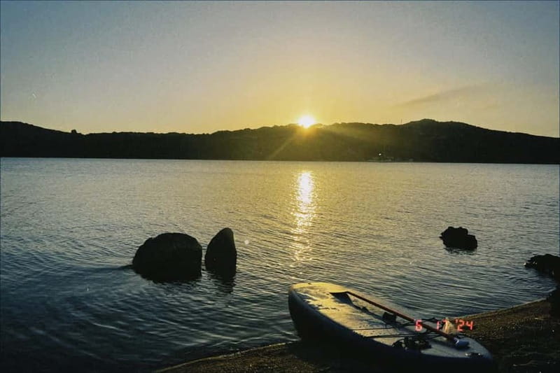 La Maddalena: Stand-Up Paddleboard Yoga Class - What to Expect During the Paddleboard Yoga Class