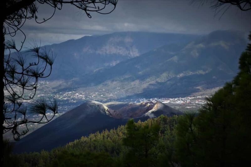 La Palma: Tajogaite Volcano Guided Hike ( ES-ED ) - The Sum Up: A Must-Do for Volcano Enthusiasts on La Palma