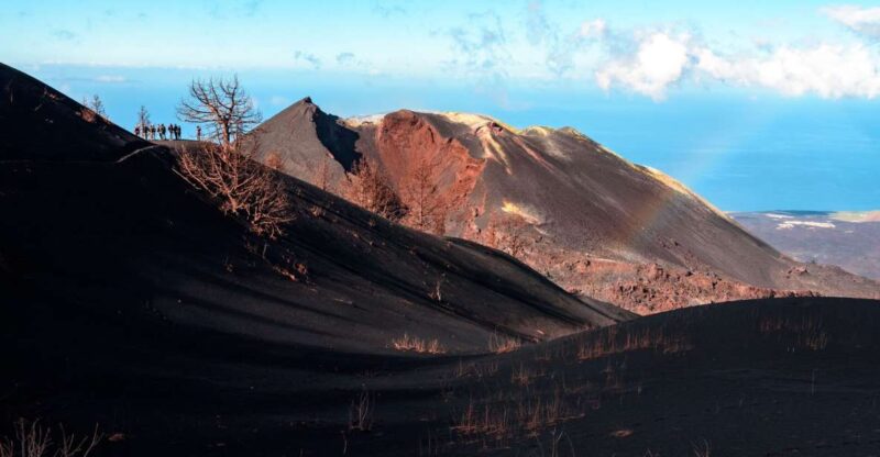 La Palma: Tajogaite Volcano Guided Trek - The Experience in Detail: Guides, Stories, and Safety