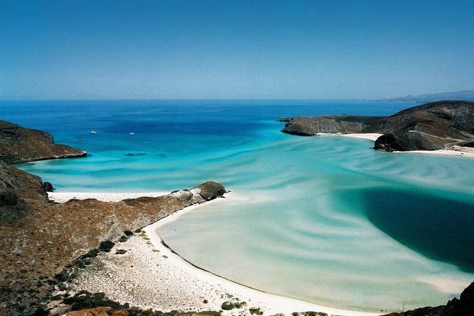 La Paz and Todos Santos City and Beaches Tour - Todos Santos and its Artistic Atmosphere