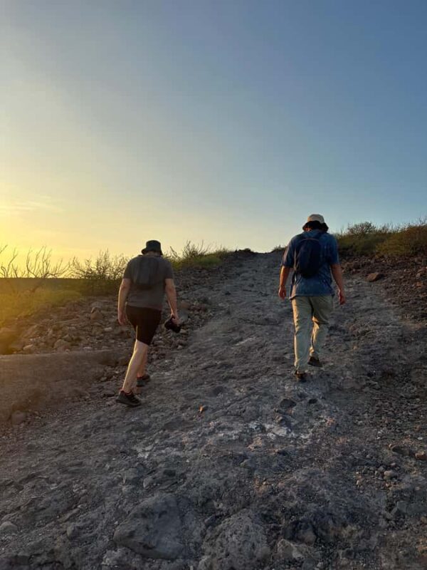La Paz: Balandra Bay Sunset Hike with Guide & Snacks - The Iconic Viewpoint Over Balandra Bays Beaches and Dune