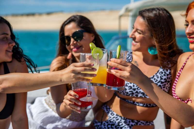 La Paz: Espiritu Santo Island and Balandra Bay Day Cruise - Discover the Ultimate La Paz Day Cruise to Balandra Bay and Espiritu Santo Island