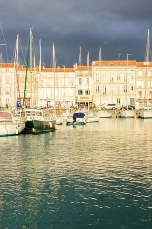La Rochelle : Private Custom Walking Tour With a Local Guide - Flexibility and Booking Options