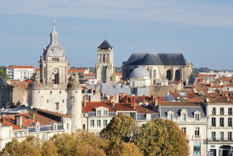 La Rochelle: Private Guided Walking Tour - Discovering the Stories of Notable Historic Figures