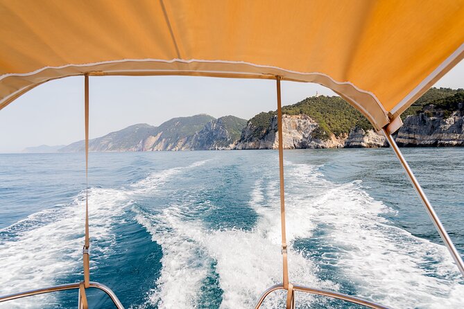 La Spezia: Cinque Terre Tour with Lunch on Board 8 hours - How the Tour Compares to Similar Experiences
