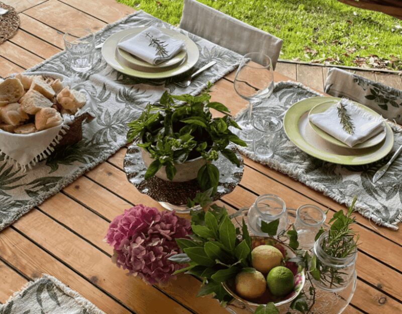 La Spezia: Home Restaurant Experience with Pool Access - Personalized Home-Cooked Meals in Vezzano, La Spezia