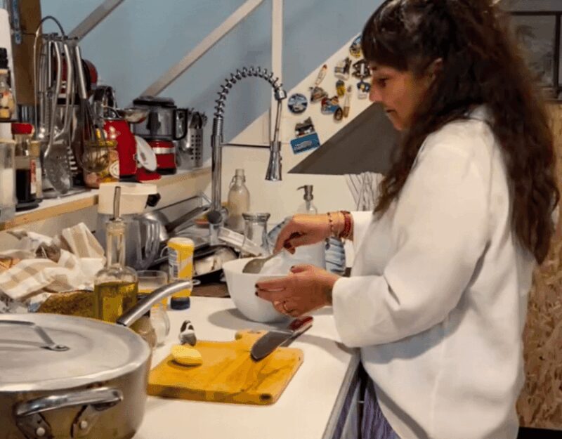 La Spezia: Home Restaurant Experience with Pool Access - Customizable Menu Based on Seasonal and Local Ingredients