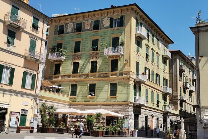 La Spezia-MusikWalk - 3 h City-Walk with Italian Inspired Music - Practicalities: Meeting Point, Group Size, and Inclusions