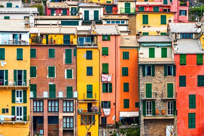 La Spezia Port: Cinque Terre and Pisa full day tour by Minivan and Ferry-Boat - Discovering the Charm of Vernazza in the Cinque Terre
