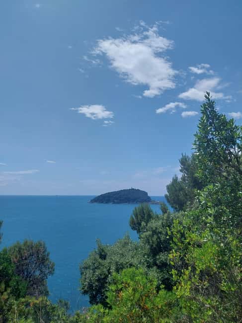 La Spezia: Portovenere & Palmaria Island Hiking Tour - Discover Liguria’s Coastal Charm with the La Spezia: Portovenere & Palmaria Island Hiking Tour
