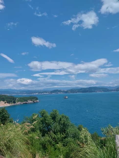 La Spezia: Portovenere & Palmaria Island Hiking Tour - Exploring Palmaria Island’s Forests and Cliffs