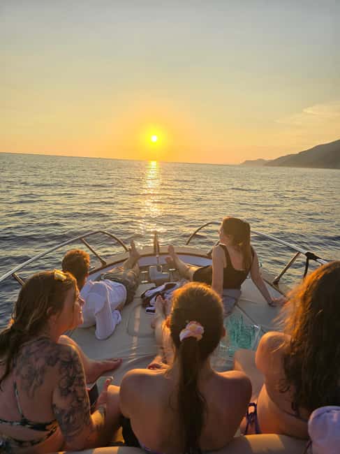 La Spezia. Sunset Aperitif and Dinner on the Boat - Exploring the Stops on the Gulf of Poets