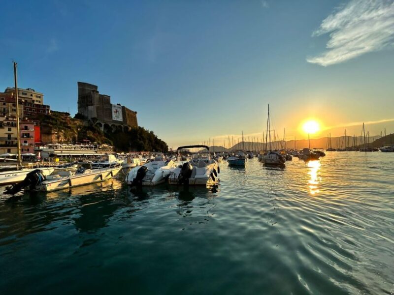 La Spezia: Sunset boat tour in Golfo Dei Poeti with aperitif - Enjoying Ligurian Cuisine and Local Wines Aboard