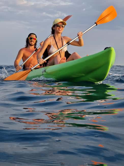 La Spezia: Sunset Kayak & Caves Tour w/ Swimming & Aperitif - The Experience Guides and Their Role