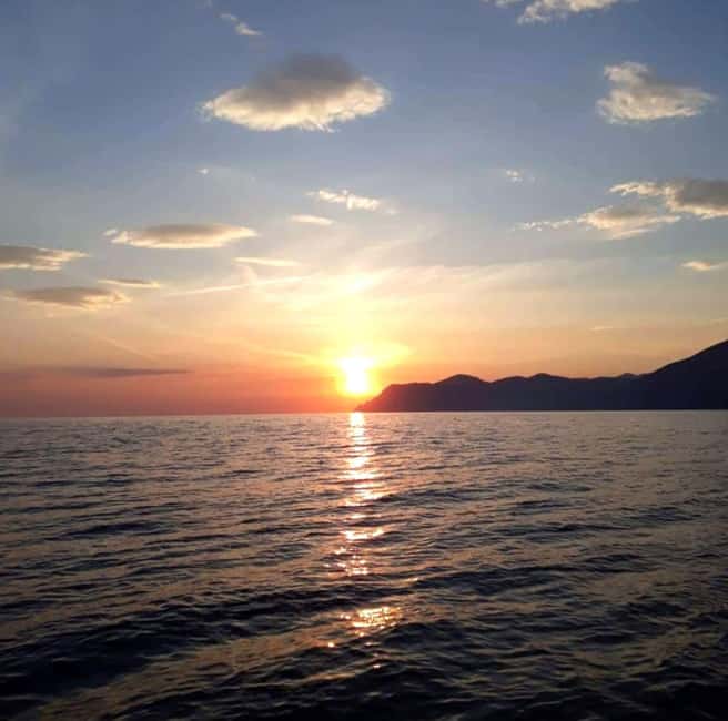 La Spezia: Sunset with aperitivo in Golfo dei Poeti 3 hours - Departing from Porto Mirabello for a Coastal Adventure
