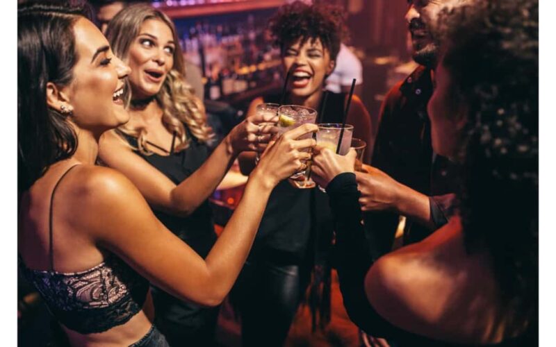 LA: TMZ Hollywood Bar and Club Tour with Onboard DJ - Dive into LAs Glitzy Nightlife with TMZ Hollywood Bar and Club Tour