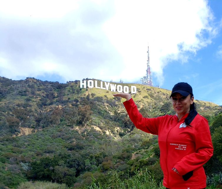 LA VIP Tour : Beverly Hills, Sunset Strip, & Hollywood Sign! - Discovering Architectural Gems and Secret Trails