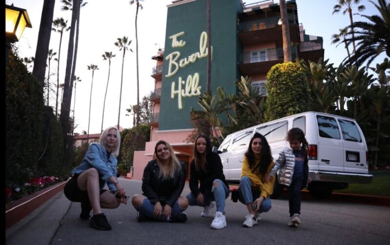 LA VIP Tour : Beverly Hills, Sunset Strip, & Hollywood Sign! - Guide Quality and Guest Experience