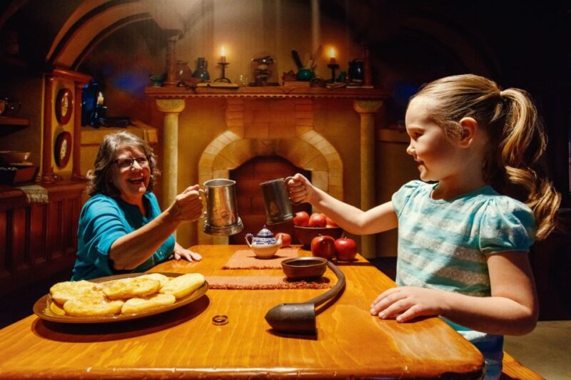 LA: Warner Bros Studio Entry with Hollywood Bus Tour Package - User reviews: strengths and areas for improvement