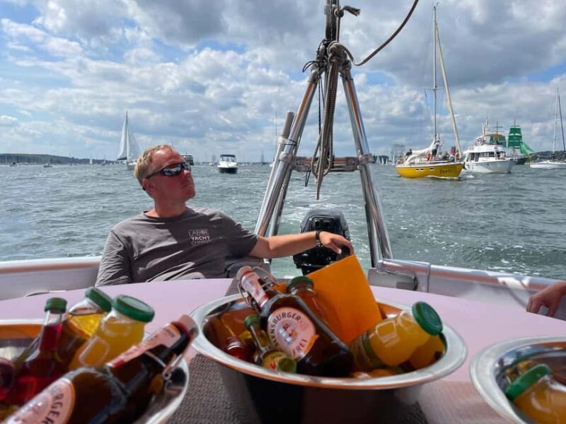 Laboe: Fish sandwich tour, fun for 1-9 people - Key Points