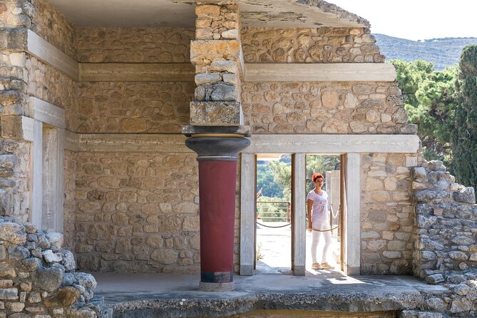 Labyrinth of Knossos Skip-the-Line Ticket with Tour Guide - Timing, Pacing, and Crowd Levels