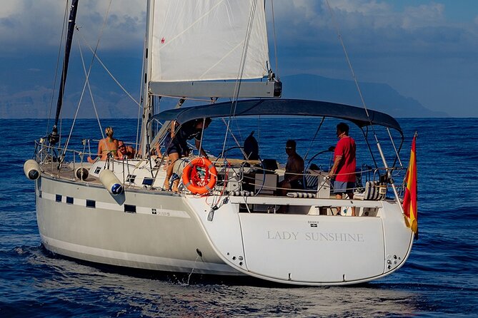 Lady Sunshine Luxury Boat Private Tour, 2, 4 or 8 hours - Key Points