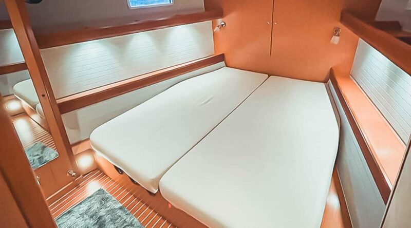 Lady Sunshine Luxury Boat Private Tour, 3, 4, 6 or 8 hours - What to Bring and Restrictions