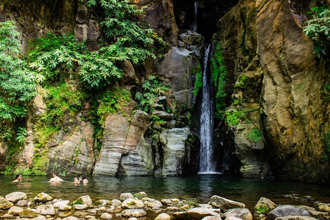 Lagoa do Fogo Guided Volcano Geo Tour w/ Hotsprings Bathing - Exploring Caldeira Velha’s Hot Springs and Geothermal Center
