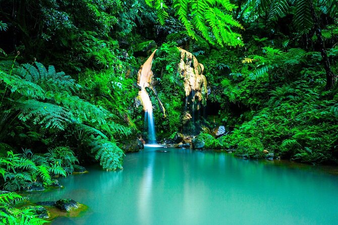 Lagoa do Fogo Volcano and Caldeira Velha Hot Springs - Stroll Through Ribeira Grande’s Historic Garden